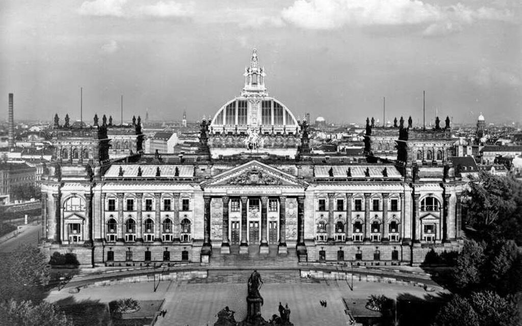 The Republic is Ready to Fall to Fascism